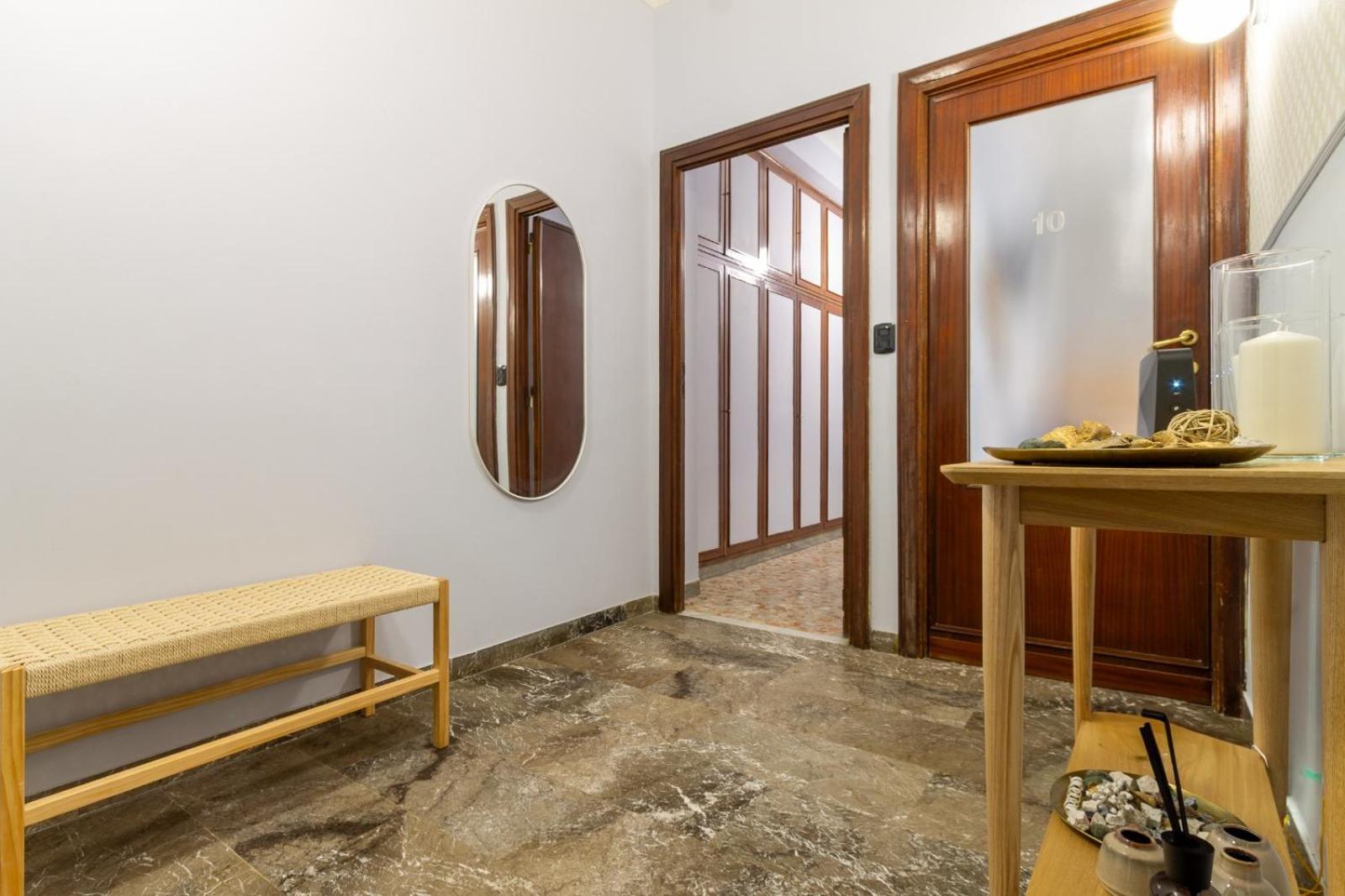 Aureum With Private Terrace Affittacamere
